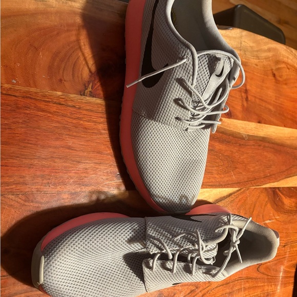 Nike Men's Roshe Golf Shoes - Picture 1 of 5